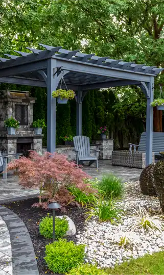 pergola and shade structure builders